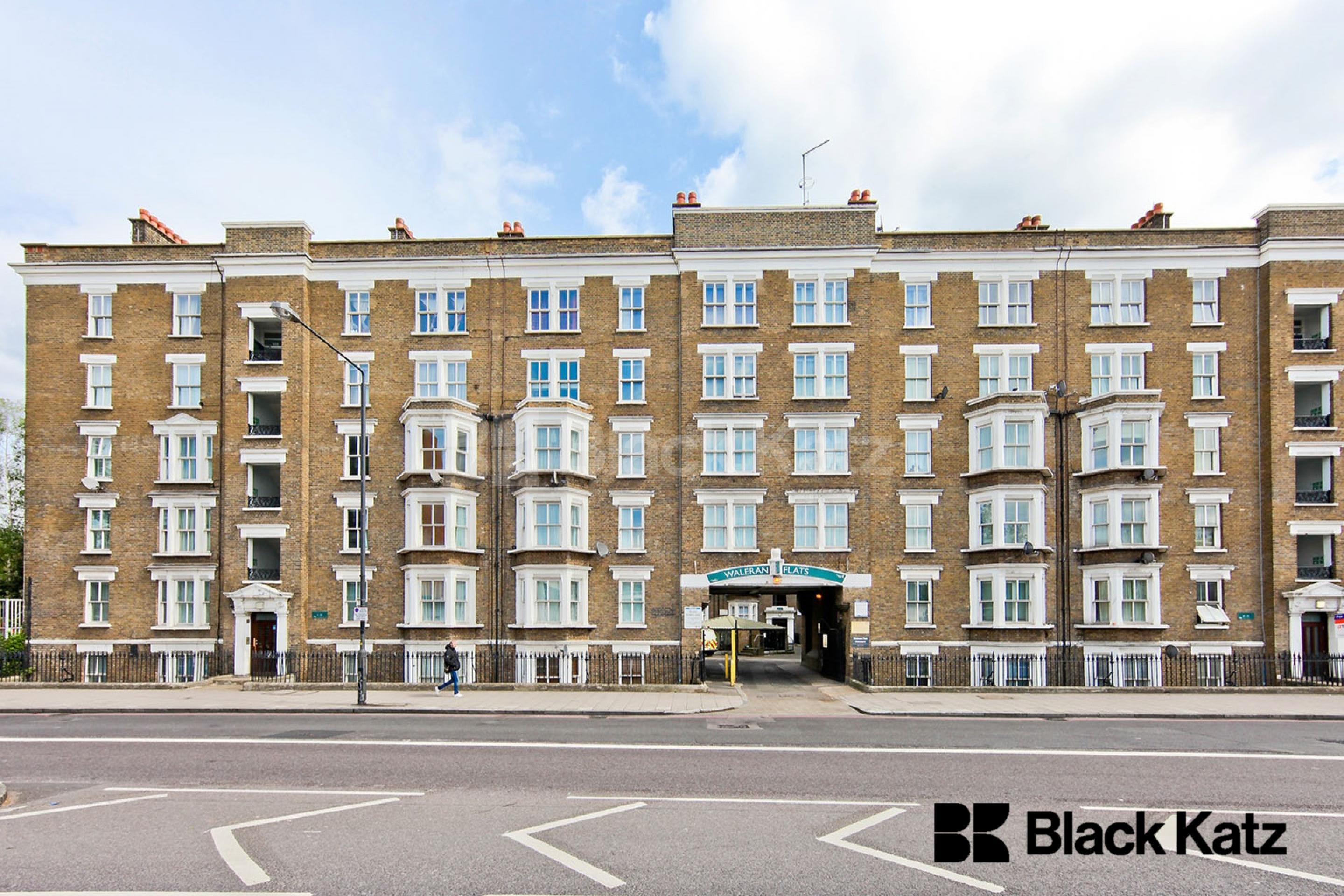 Stunning Communal Roof Terrace With Views Of The City Waleran Flats Old Kent Road, Borough SE1